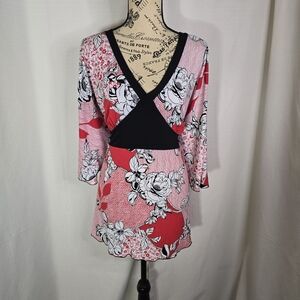 in9 International Newport Group Blouse